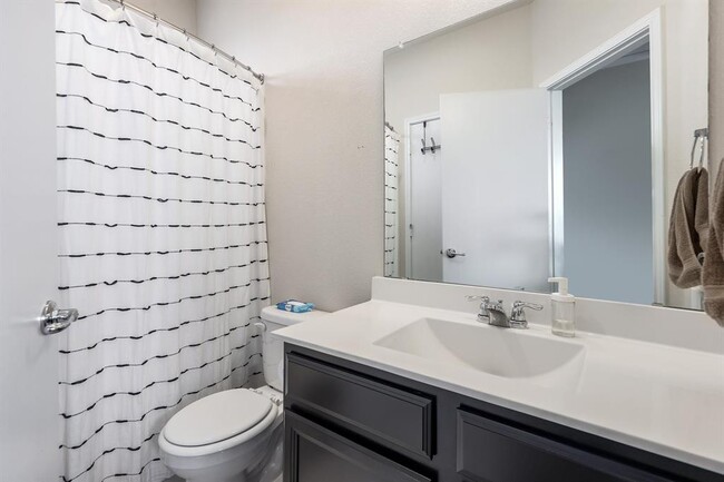 Building Photo - 4340 Attra St