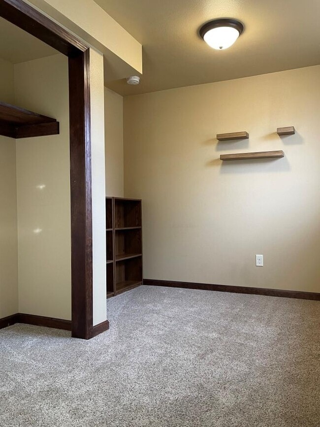Building Photo - 4 bedroom in Billings MT 59102