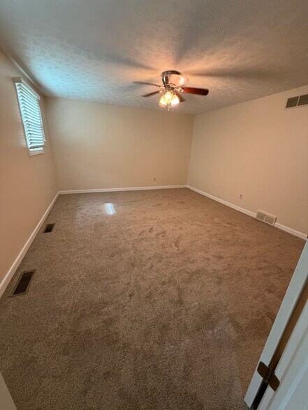 Building Photo - 32467 South Roundhead Drive