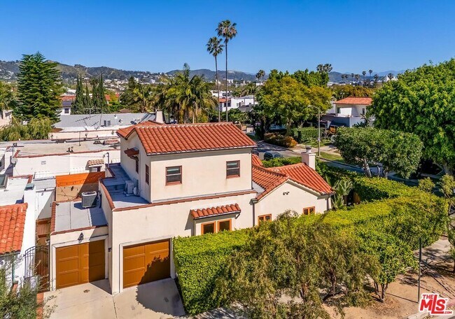 Building Photo - 503 N Vista St