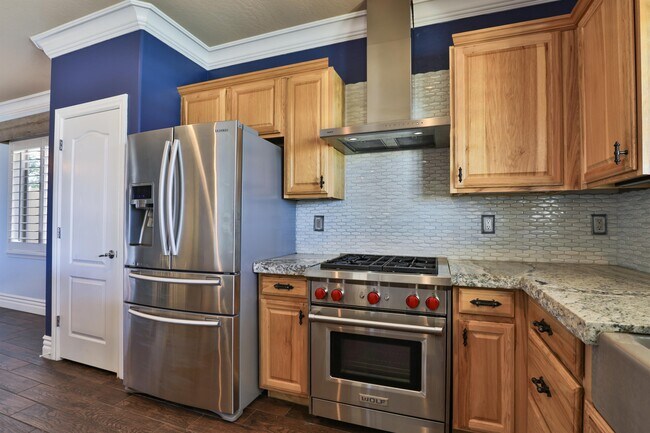 Building Photo - 36269 W Cartegna Ln