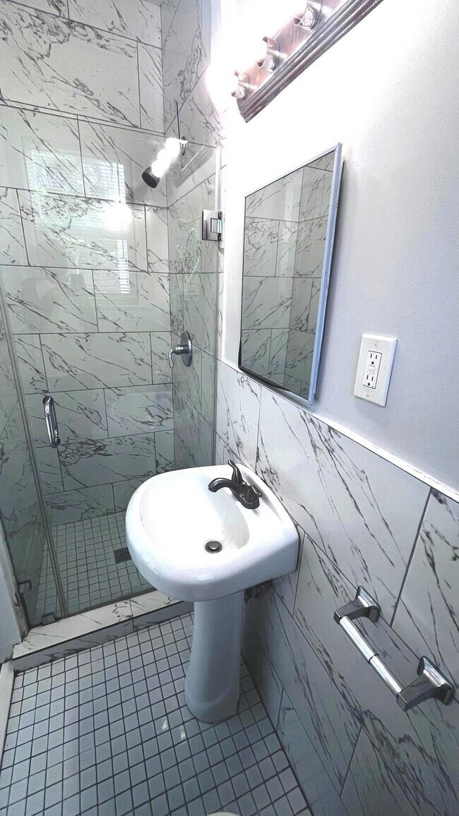 Building Photo - 311 N Federal Hwy