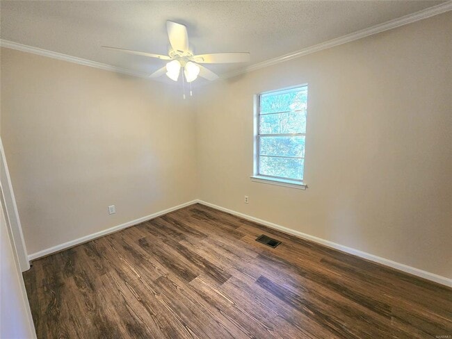 Building Photo - 649 Partridge Ln