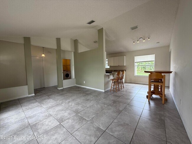 Building Photo - 3506 Egret Dr