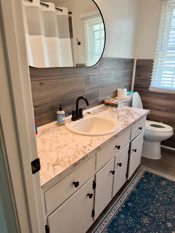 Building Photo - 1240 Patrick Ln