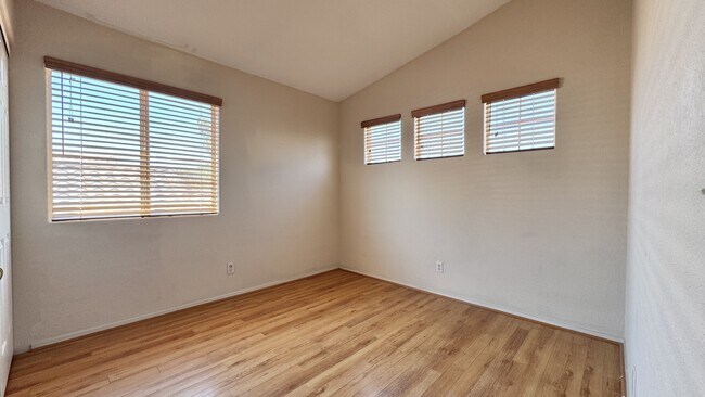 Building Photo - 3726 Penedos Dr