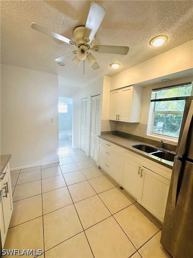 Building Photo - 1215 S Alhambra Cir