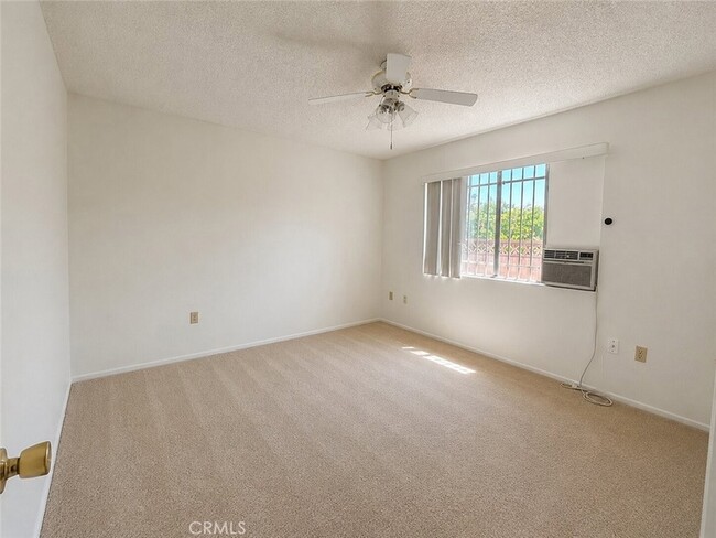 Building Photo - 25650 Hartwick Rd