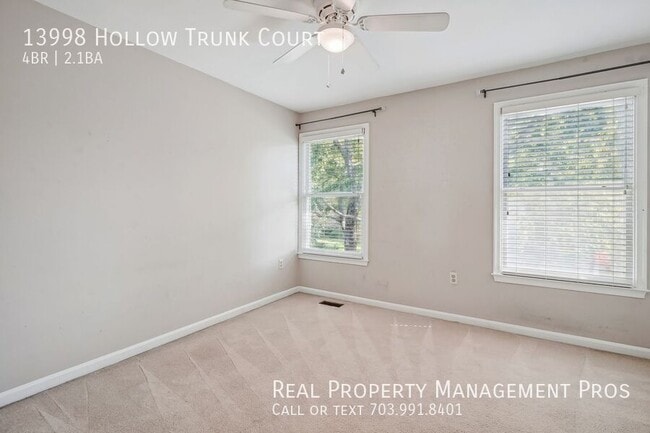 Building Photo - 13998 Hollow Trunk Ct