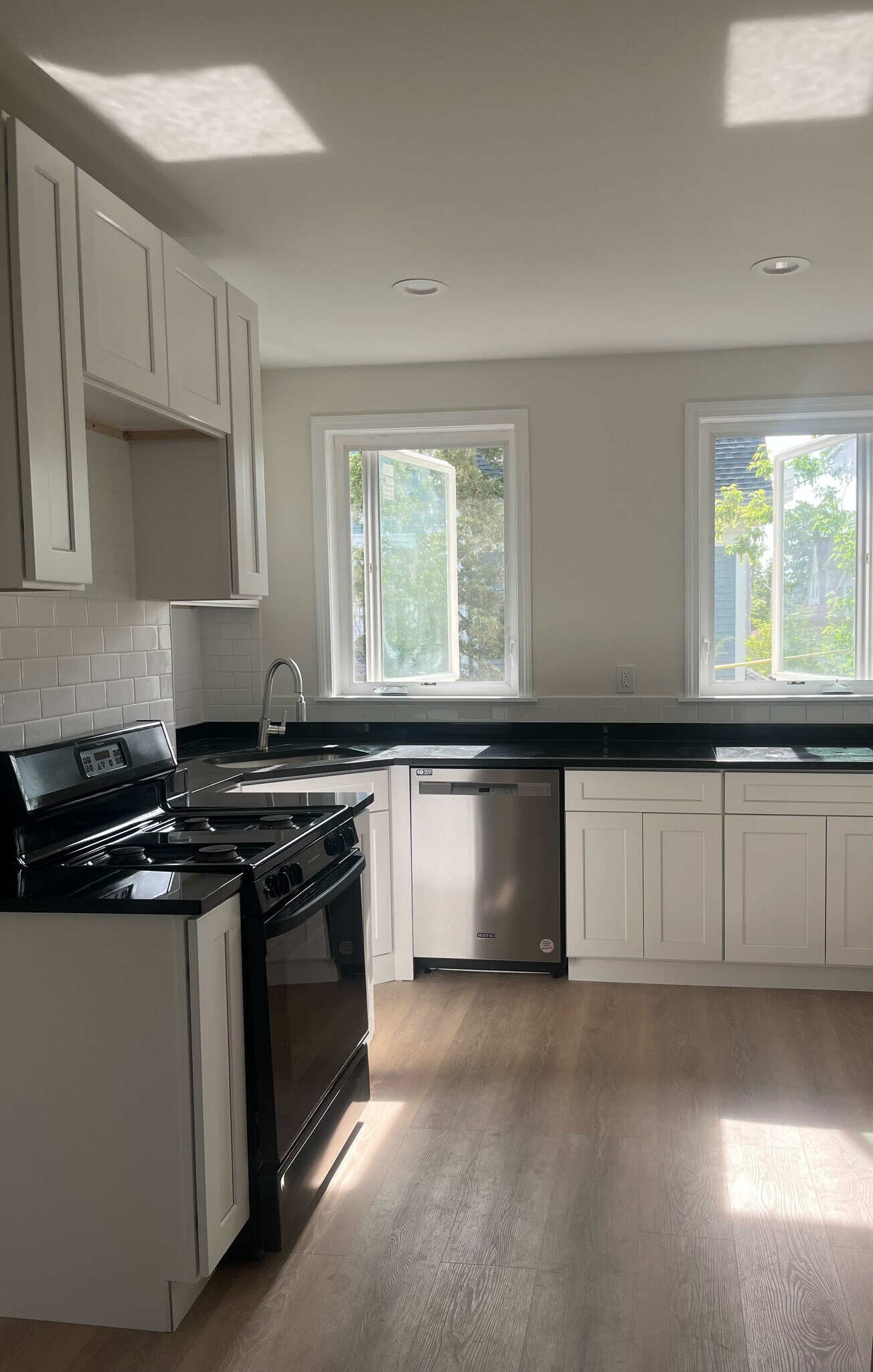 Building Photo - 171 Bluff Ave