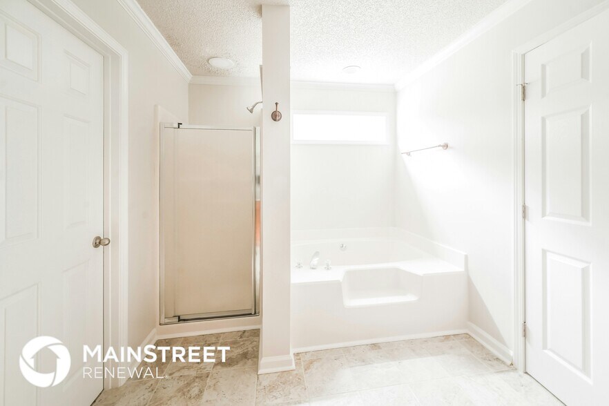 Building Photo - 4475 Feather Way