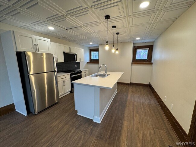 Building Photo - 85 Humboldt Pkwy