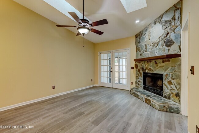 Building Photo - 3476 Raymur Villa Dr