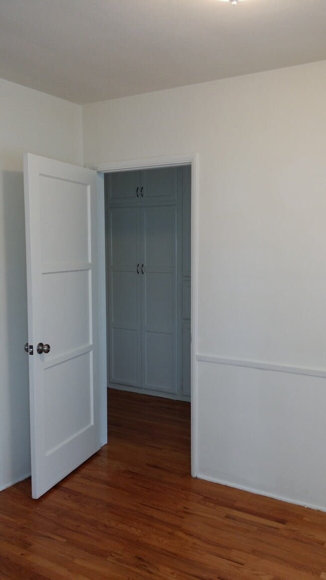 Building Photo - 1237 N Brand Blvd