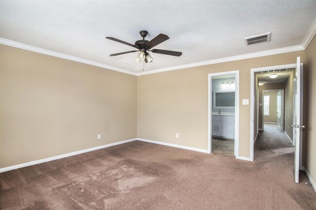 Building Photo - 10447 Harbor Canyon Dr
