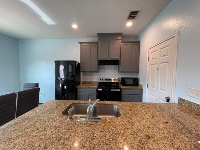 Building Photo - 9987 Inmaculada Ln