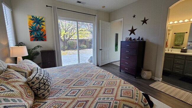 Building Photo - Single Story South Reno Home in Gated Community