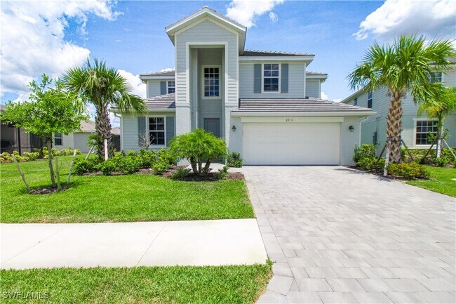 Building Photo - 2213 Avocado Ln
