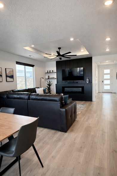 Building Photo - 722 Juniper Hill Dr