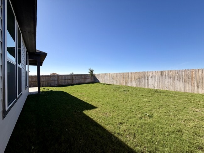 Building Photo - 14427 Inspiration Pt