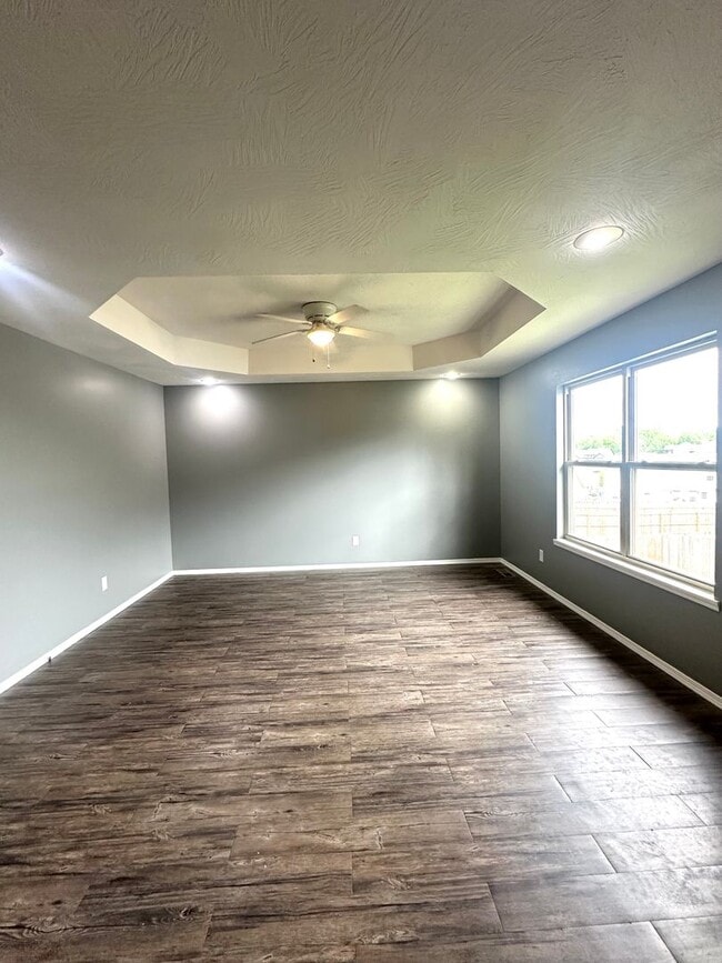 Building Photo - Comfortable 3 Bed Duplex in Convenient Ozark Location