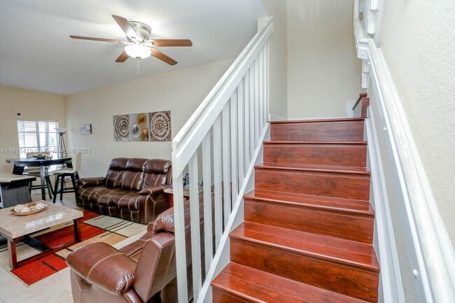 Building Photo - 5741 NW 112th Ct