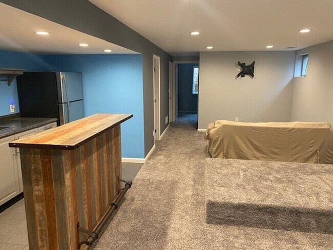 Building Photo - 4 Bedroom &  3 Bath Brick Ranch - $300 off first month's rent if Lease signed by 9/1