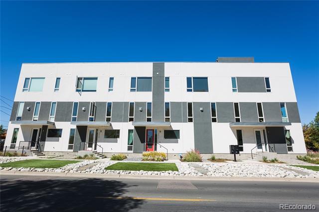 Building Photo - 3207 W 17th Ave