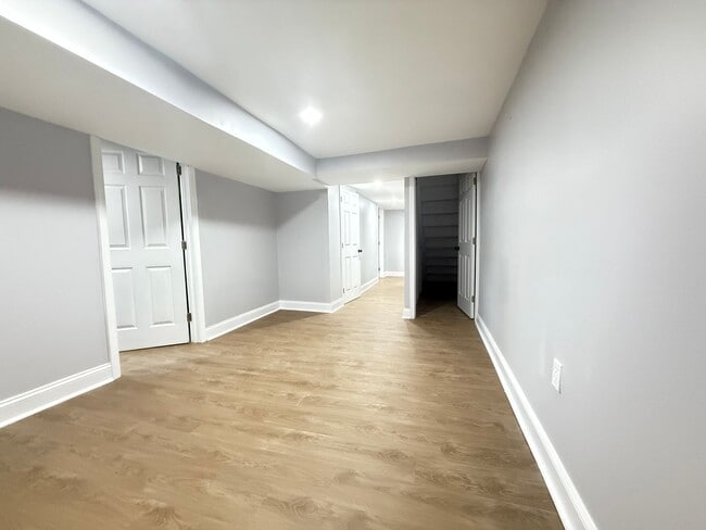 Building Photo - Four-Bedroom Home in Baltimore