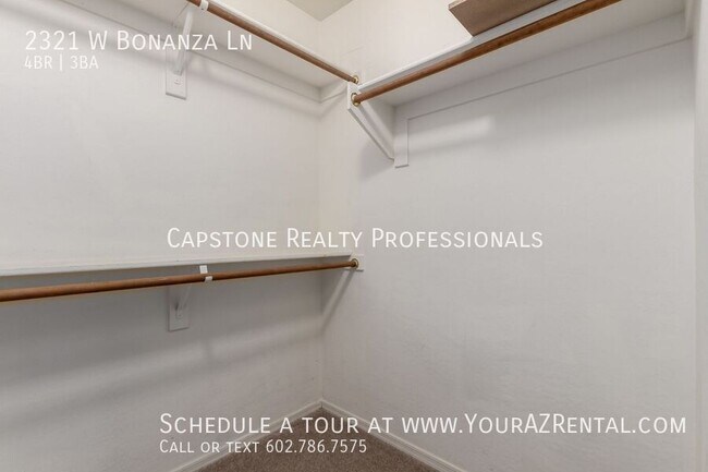 Building Photo - 2321 W Bonanza Ln