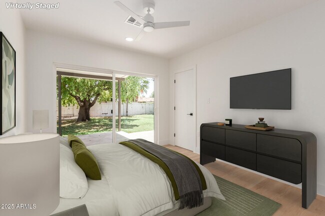 Building Photo - 1311 E 2nd Pl