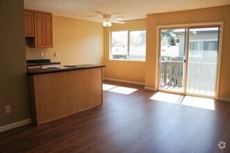 Building Photo - Garden Style 2Bdr in Bustling SE Ready Soon!