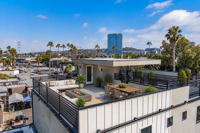 Building Photo - LUXURY in Prime Culver City