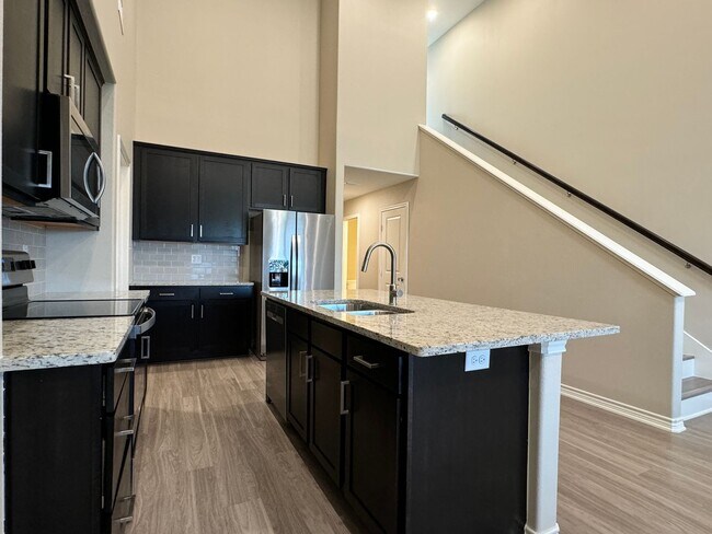 Building Photo - 14568 CR 2191