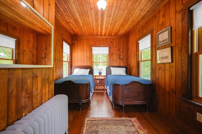Building Photo - Winter Rental with Views of the Annisquam ...