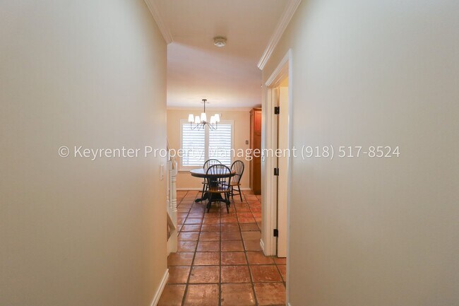 Building Photo - 4 Bed | 3 Bath | 2,659 sqft | Tulsa | Jenks School District