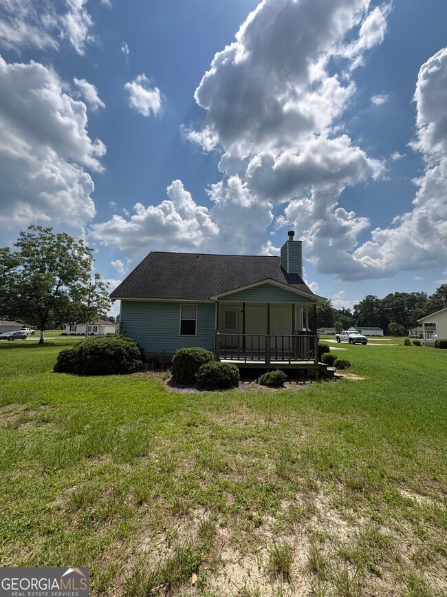 Building Photo - 609 Windcrest Dr