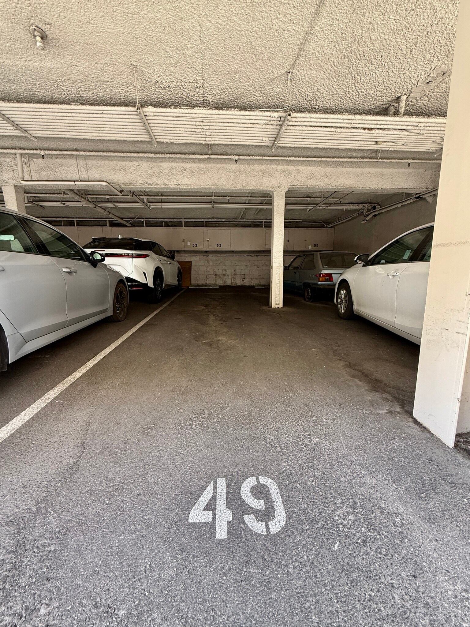 Building Photo - 5320 Zelzah Ave