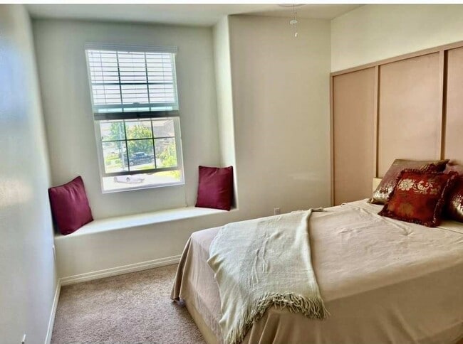 Building Photo - 31509 Tuberose Rd