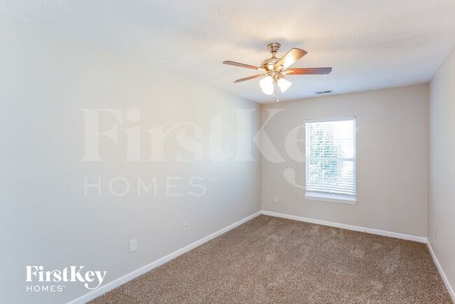 Building Photo - 10415 Hornton St