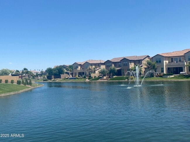 Building Photo - 4077 S Sabrina Dr