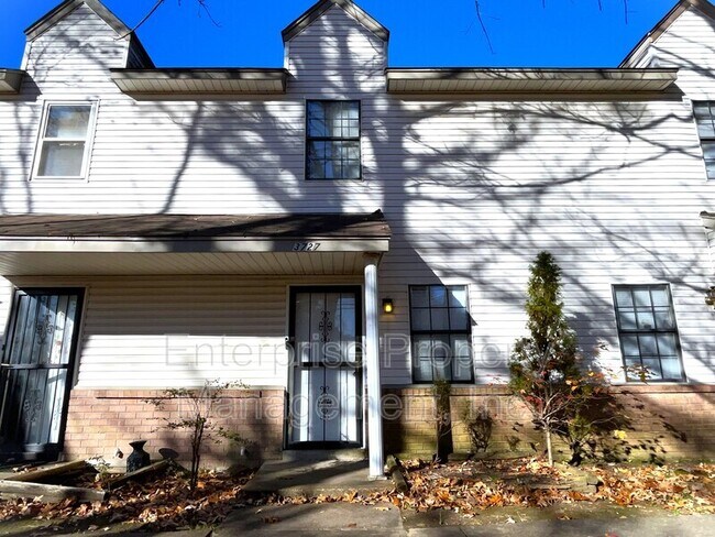 Building Photo - 3727 New Covington Pike
