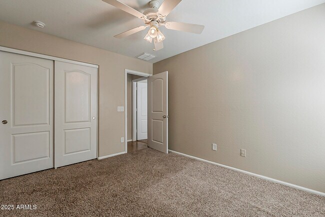 Building Photo - 7358 N 72nd Ave