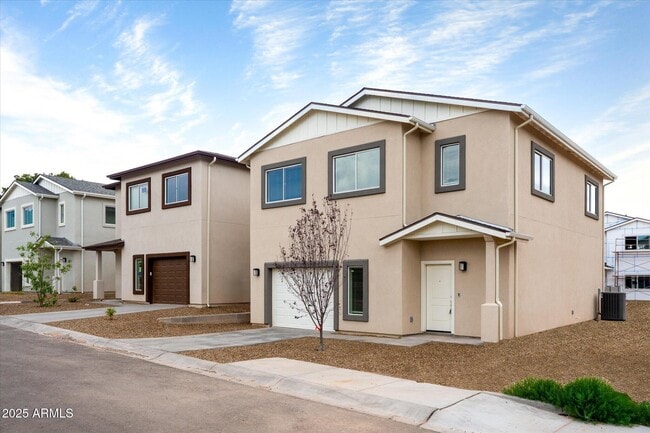 Building Photo - 720 E Mingus Ave