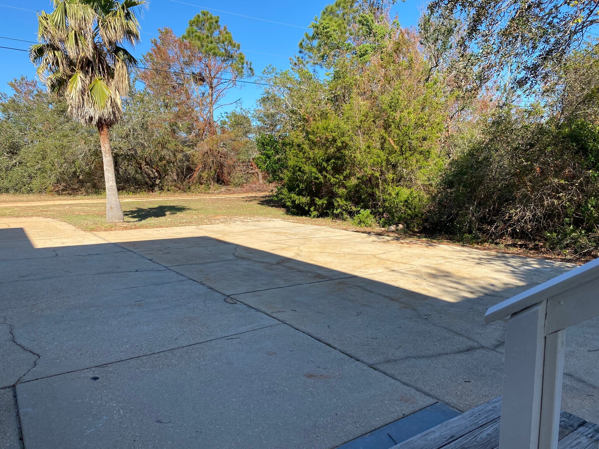 Building Photo - 5802 Monterey Ave