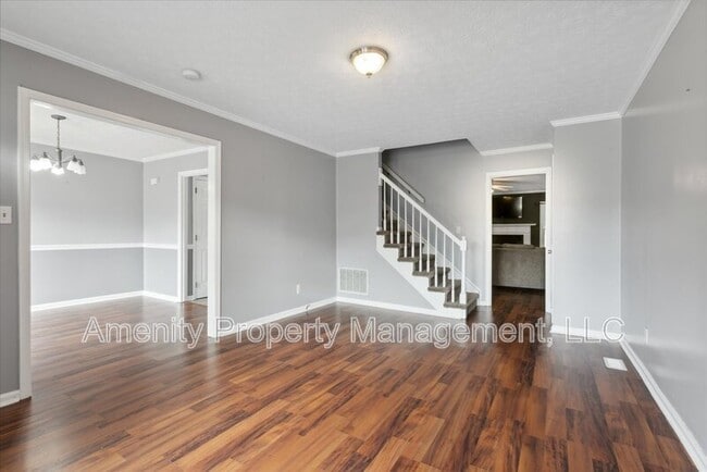 Building Photo - 32 Wainwright Dr