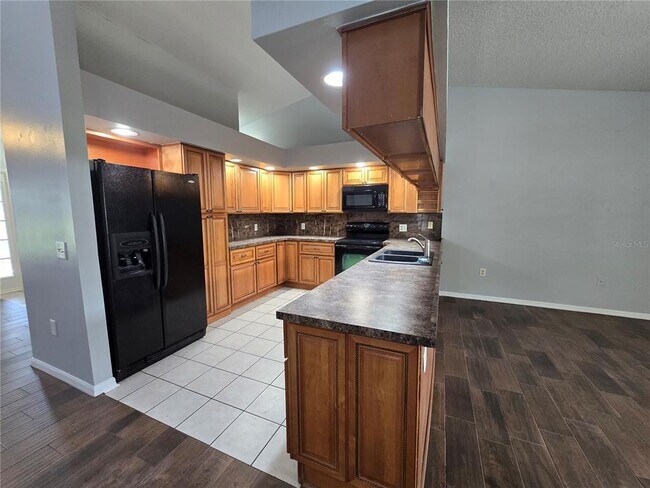Building Photo - 3901 Laurel Branch Ct
