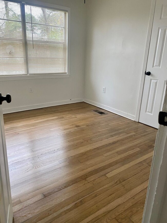 Building Photo - Nice 3 Bed home In Pearl!