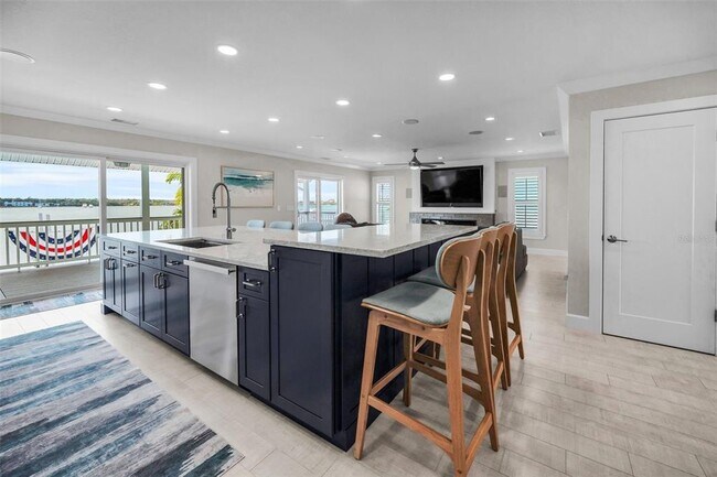 Building Photo - 804 Bay Point Dr