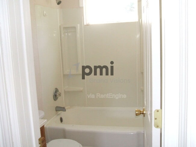 Building Photo - 1874 W Cushing St